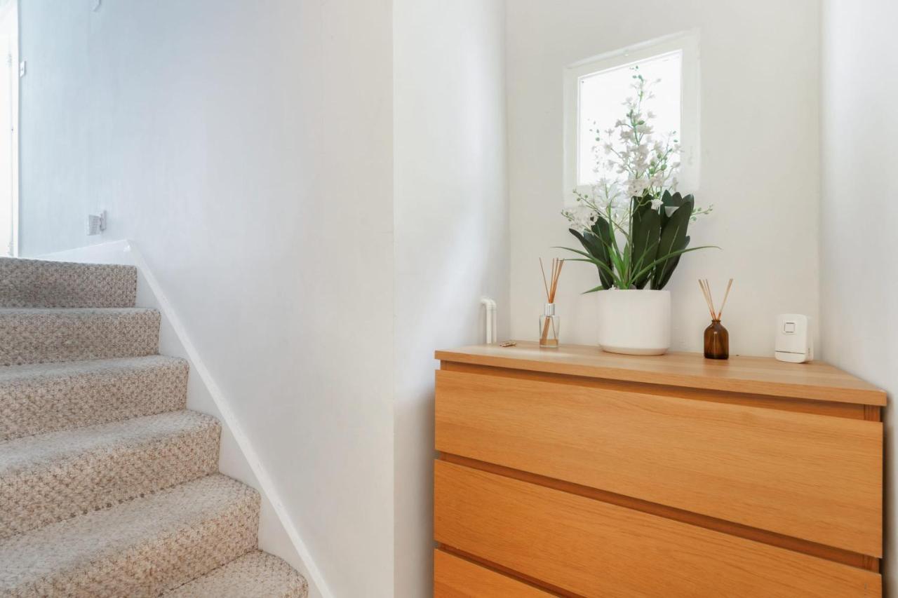 1 Bed Clapham Junction Apartment Londýn Exteriér fotografie